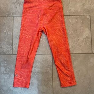 Under armour compression cropped leggings